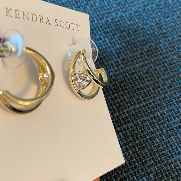 $ firm Kendra Scott Crystal Huggie Hoops - Picture 3 of 5